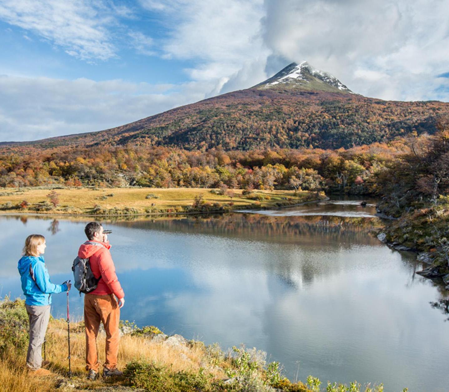 Adventure at the End of the World, between trekking and canoeing.